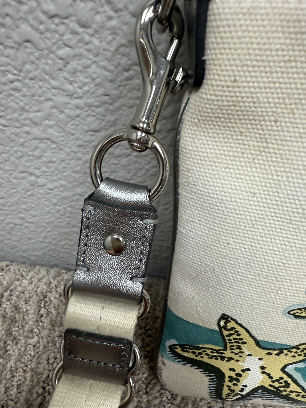 Coach Cream Canvas Crossbody with Teal Starfish Motif - Picture 6 of 11